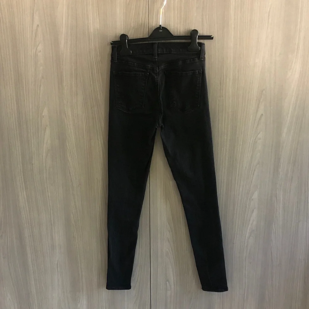 Women's Black Skinny Jeans